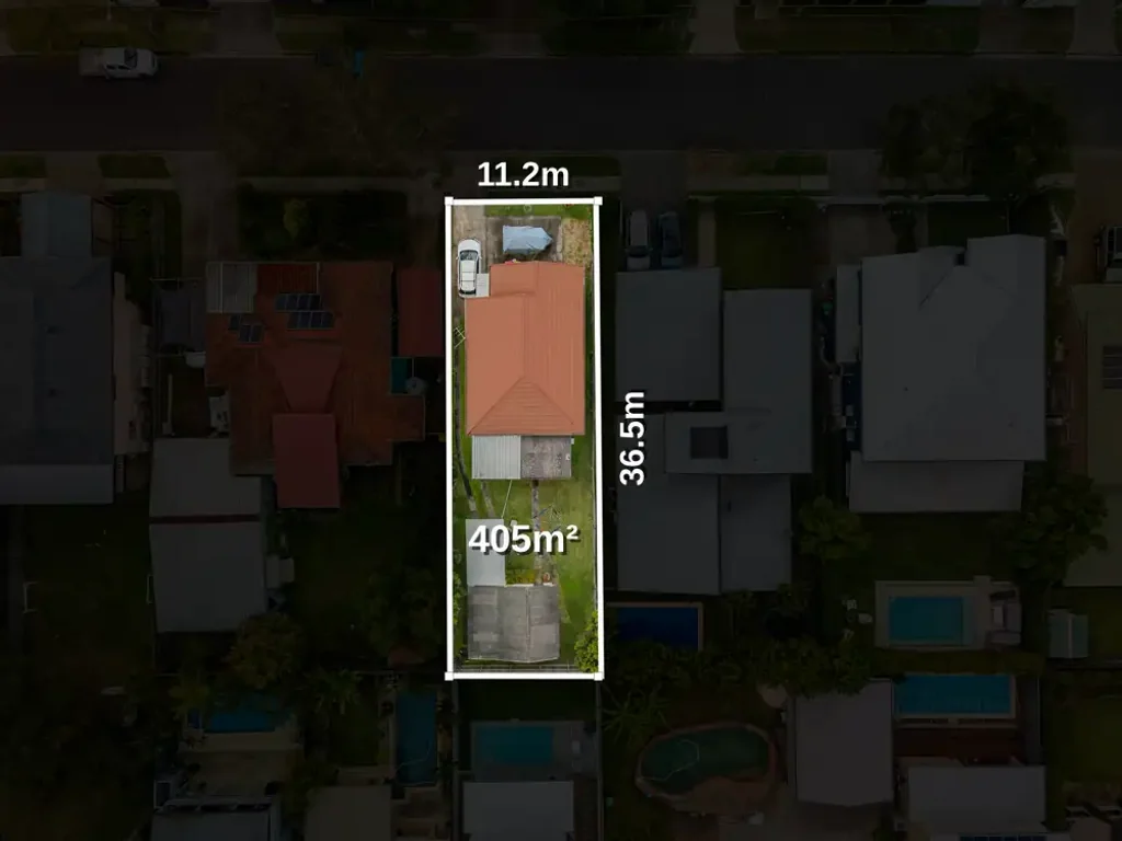 Graceville 2બેડરૂમ A BLUE-CHIP KNOCK-DOWN-RE-BUILD OPPORTUNITY