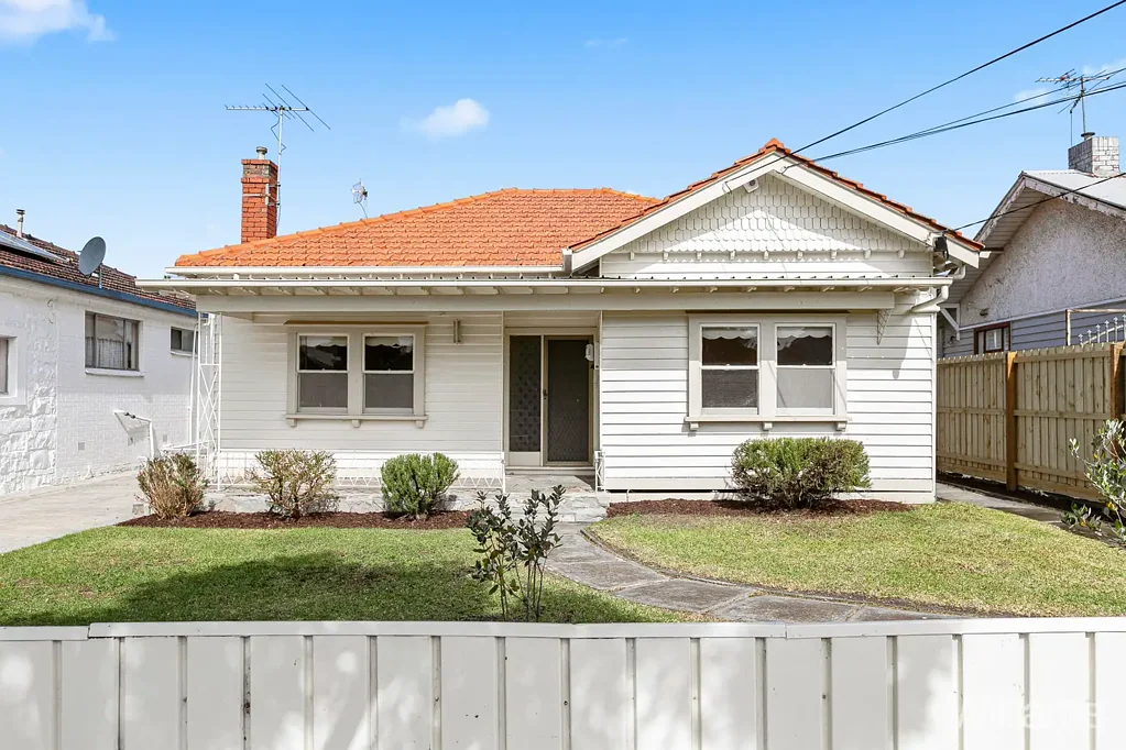 35 Farm Street, Newport, VIC 3015