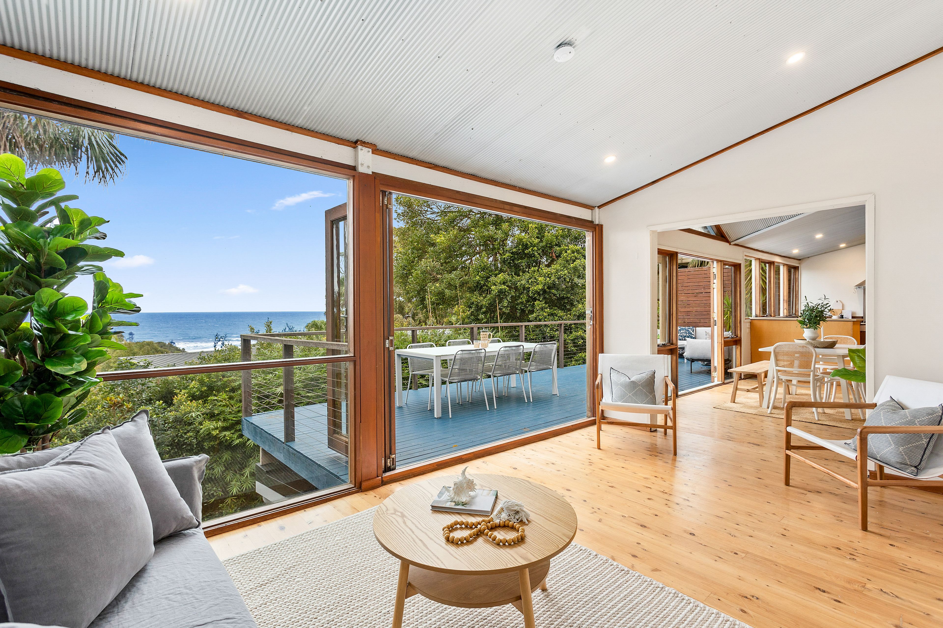 27 CHELLOW DENE AV, STANWELL PARK NSW 2508, 0房, 0浴, House