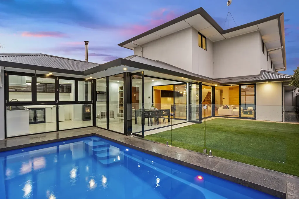 West Lakes 6Kwarto A Grand Statement of Quality, Scale and Lifestyle