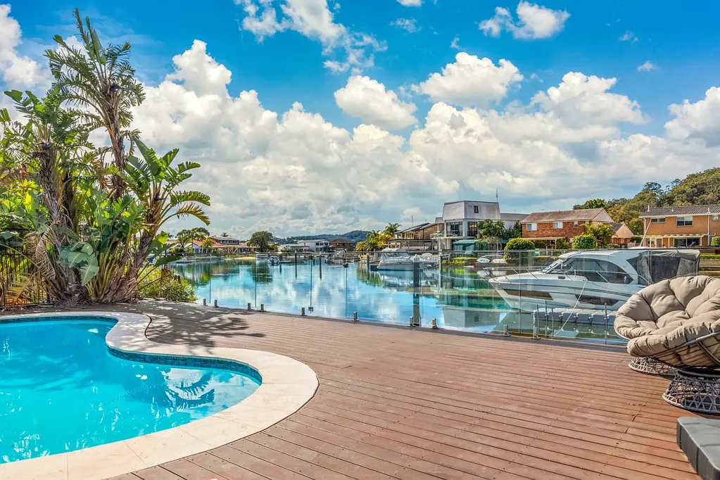 35 Helmsman Blvd, St Huberts Island, NSW 2257