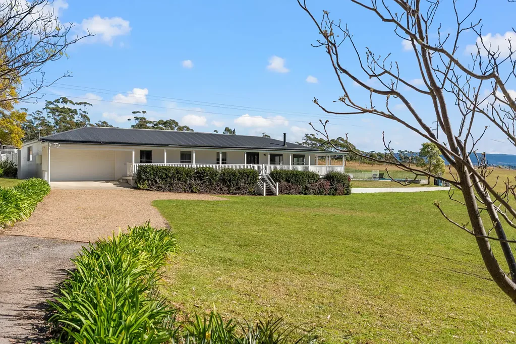 Woodstock 4 Slaapkamer 52 Acres of Freedom, Just 7 Minutes from Town - Country Living Without Compromise