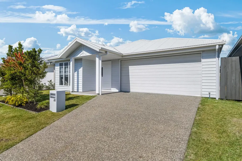 22 College Drive, Palmview, QLD 4553