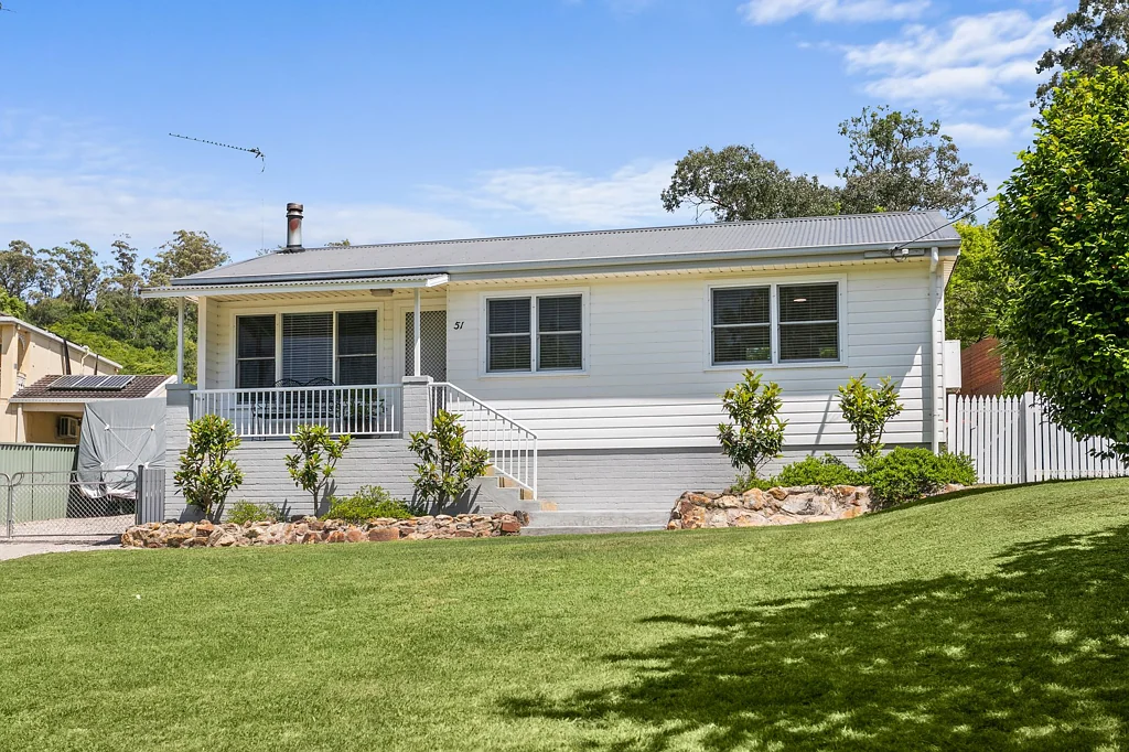 51 Lumsdaine Street, Picton, NSW 2571