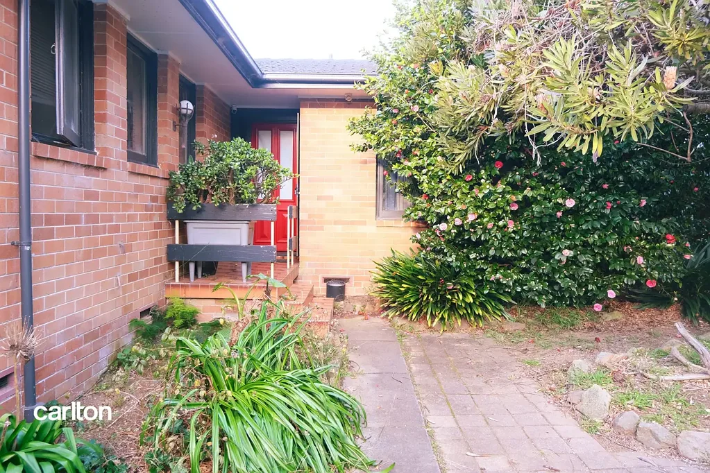 Mittagong 3कमरा Opportunity! Close to the lake, Shops and School.