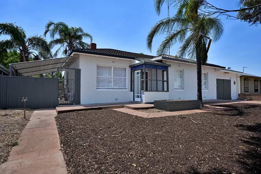 18 Loveday Street, Whyalla Norrie, SA 5608