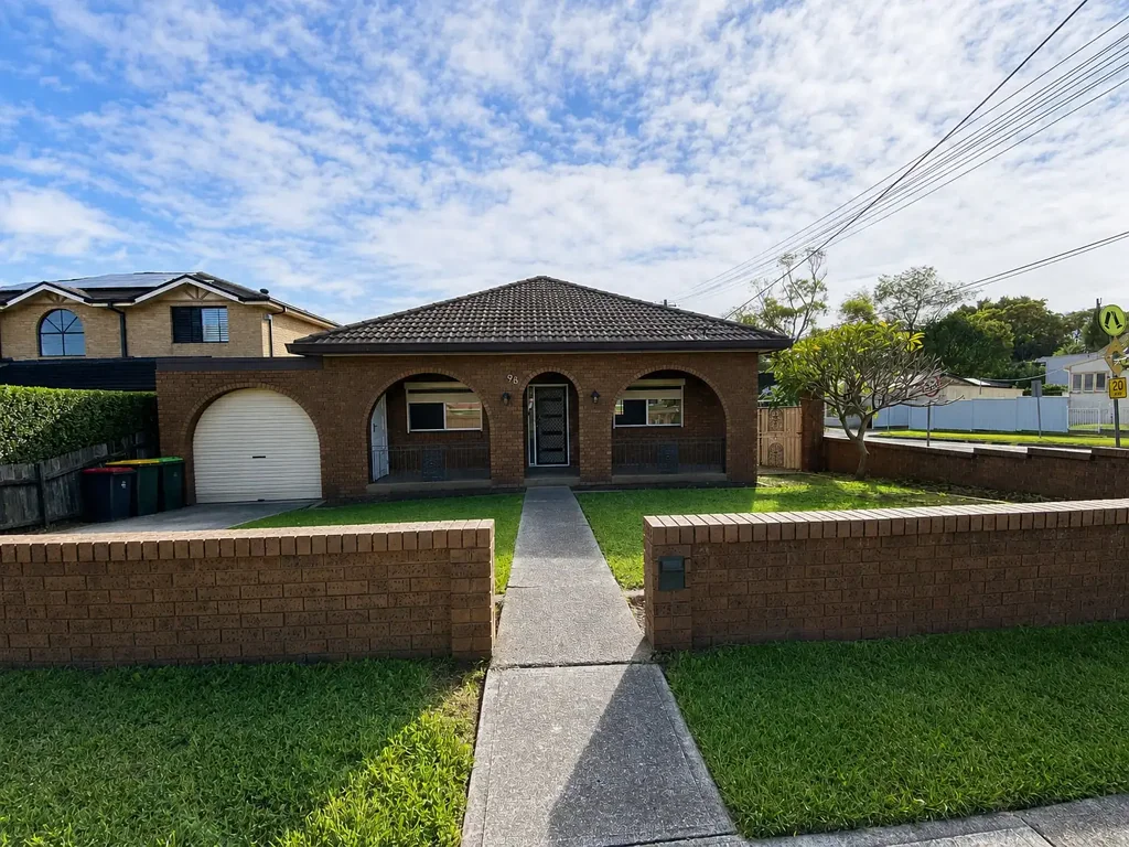 Three Bedroom Family Home In Great Location !!