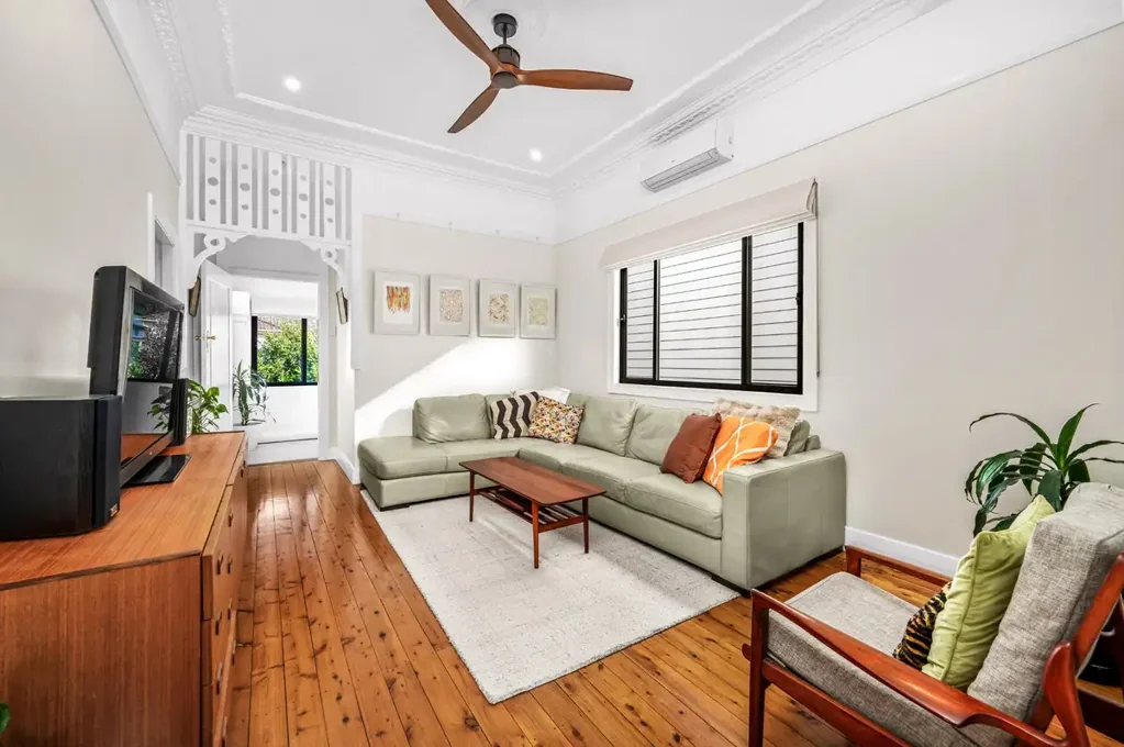 8 Wilkinson Street, Mayfield, NSW 2304