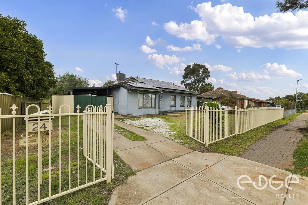 Elizabeth North 3 Bedroom Develop, Subdivide or Renovate on 780sqm Opposite Broadmeadows Reserve!
