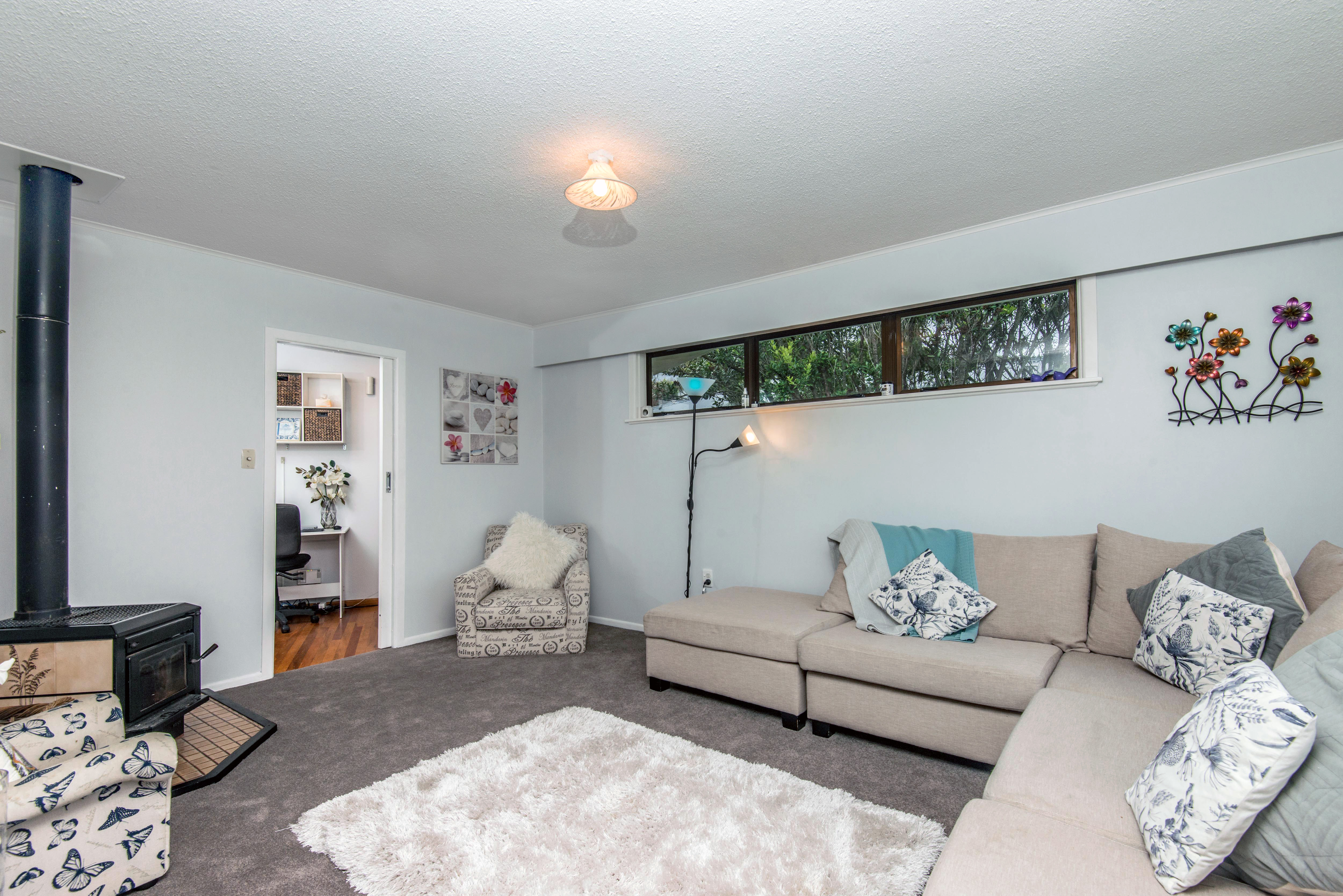 10 Beazley Avenue, Paparangi, Wellington, 3 Bedrooms, 2 Bathrooms