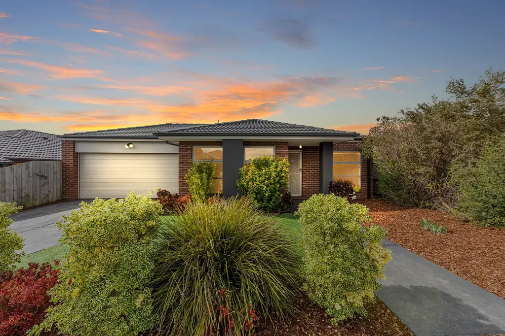 23 Byron Drive, Drouin, VIC 3818
