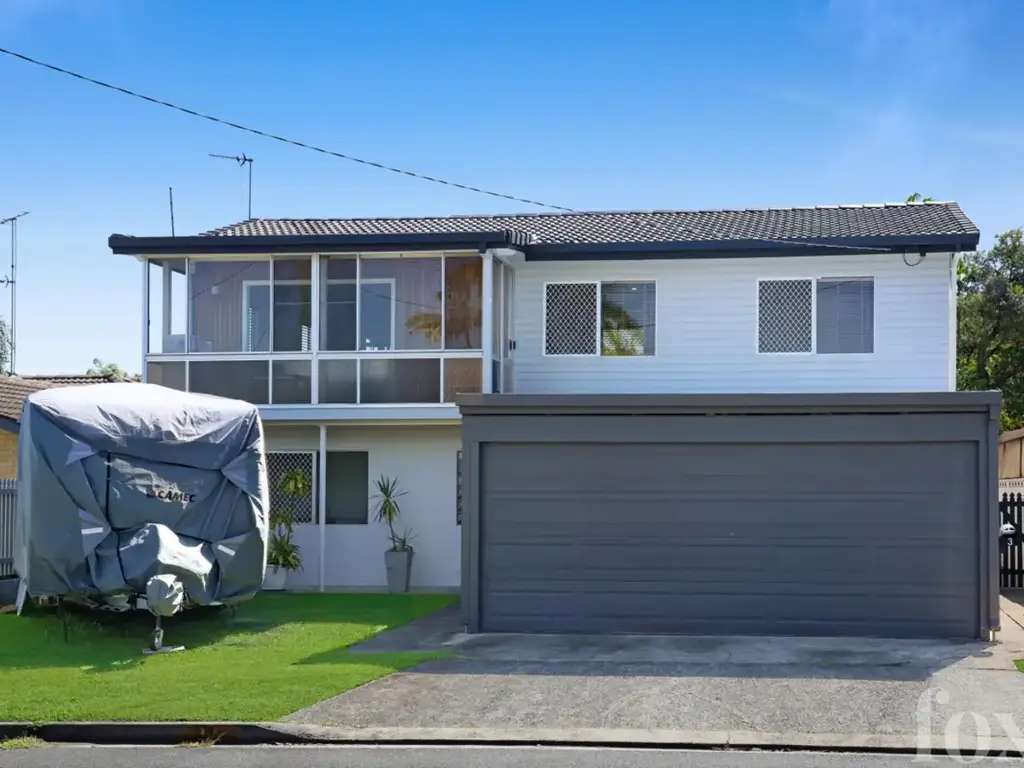 3 Pengana Street, Labrador, QLD 4215