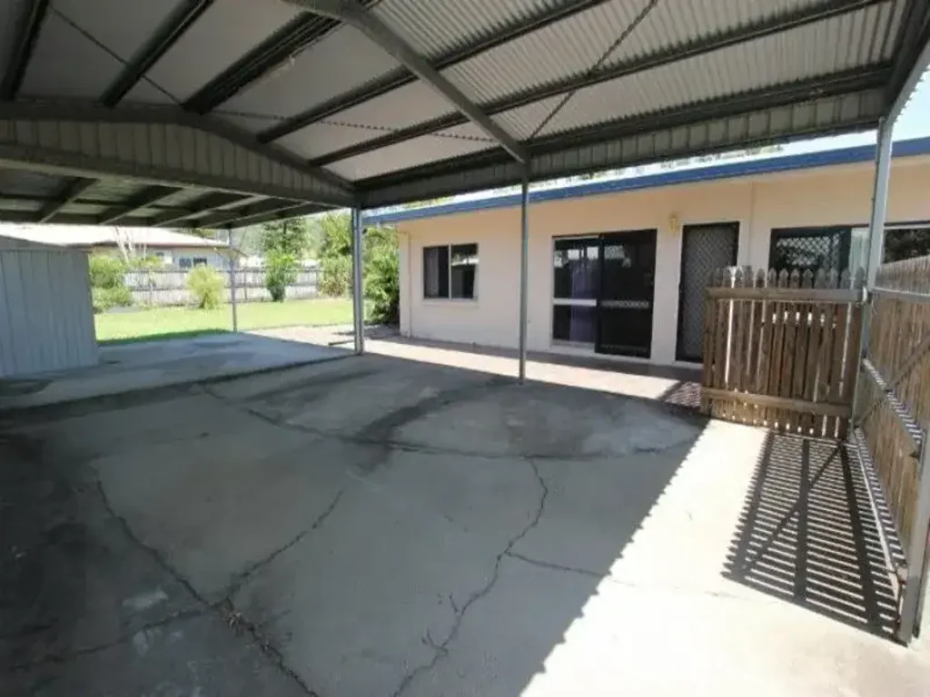 Low-Maintenance Living in Sought-After Whitfield