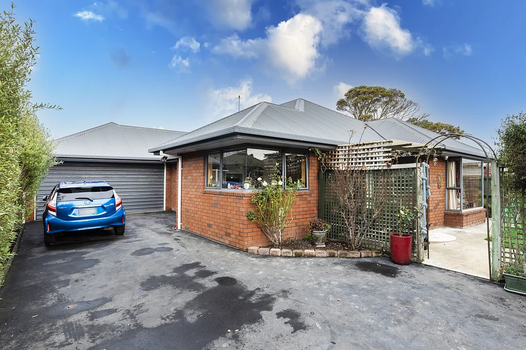 2/14 Farquhars Road, Redwood, Christchurch, Canterbury