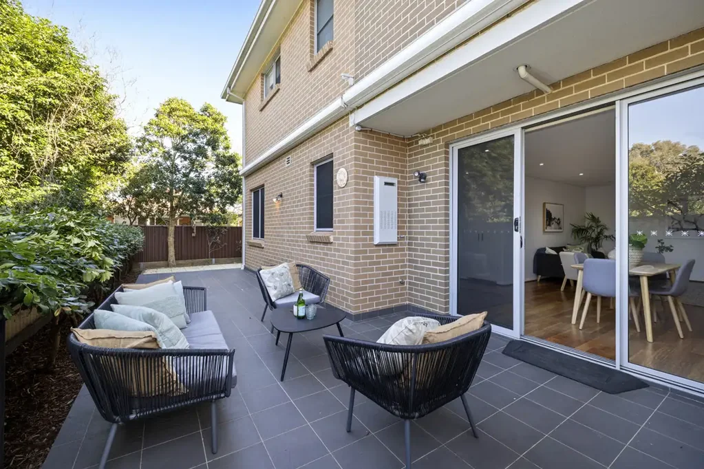Croydon Park 2ਬੈੱਡਰੂਮ Villa-Like Proportions, Huge North-East Courtyard & Double Parking