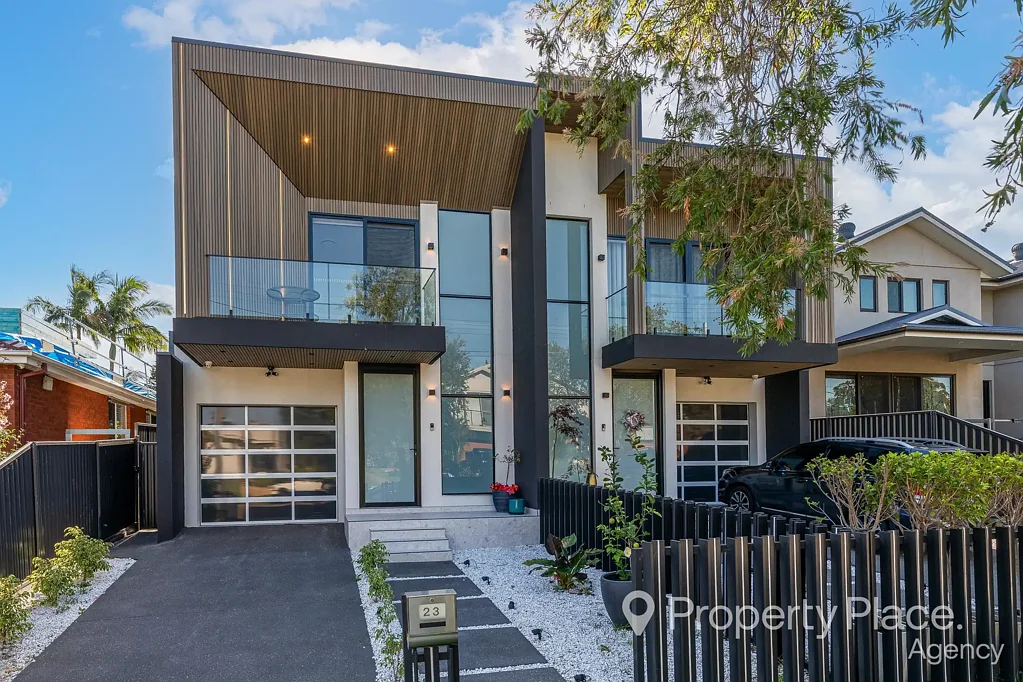23 Austin Boulevard, Picnic Point, NSW 2213