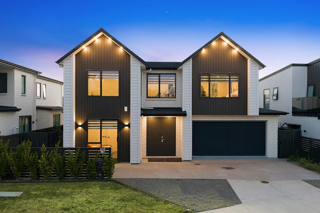 26 Ridgehill Rise, Flat Bush, Manukau City, Auckland