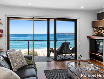 24 Beach Road, Mollymook Beach, South Coast, 5 phòng ngủ, 2 phòng tắm, House