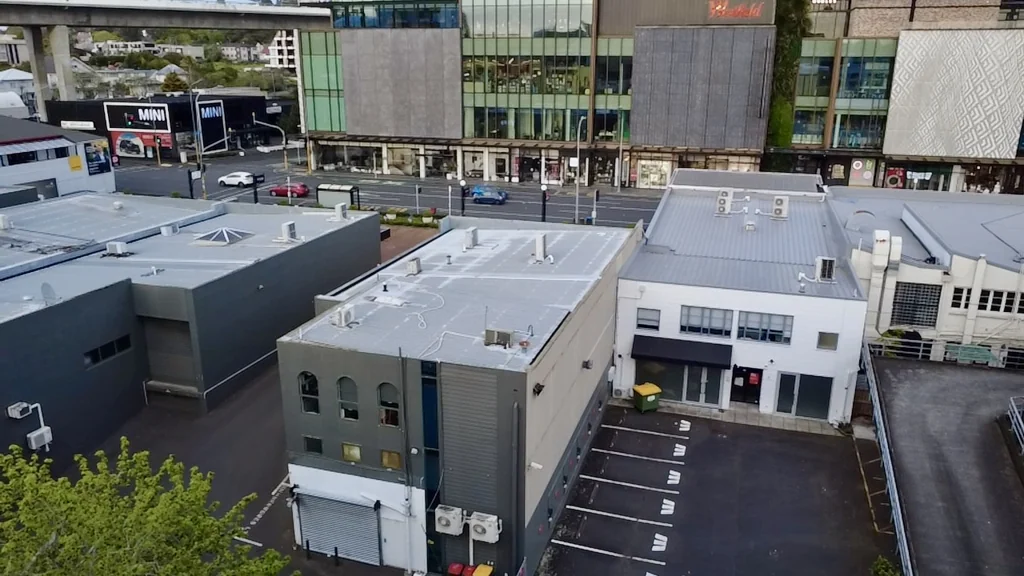 Newmarket Prime Newmarket retail/storage