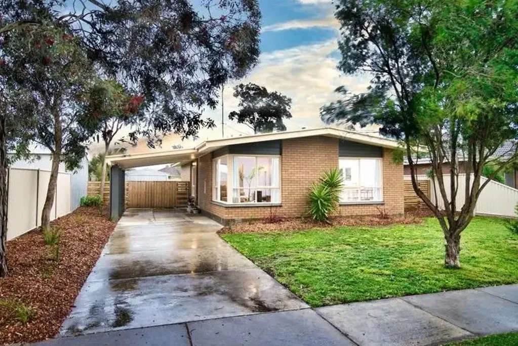 Spacious Family Home in Prime Wendouree Location
