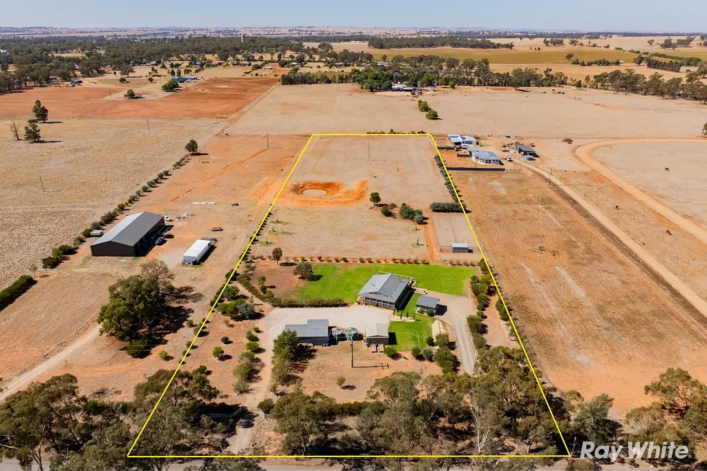 Coolamon 2침실 Hidden Beauty with Room To Grow
