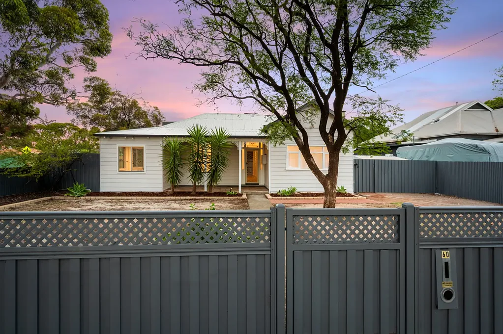 Lamington 4 Bedroom Freshly Renovated Ready for a New Family