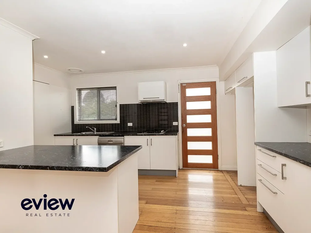 27 Grey Street, Darley, VIC 3340