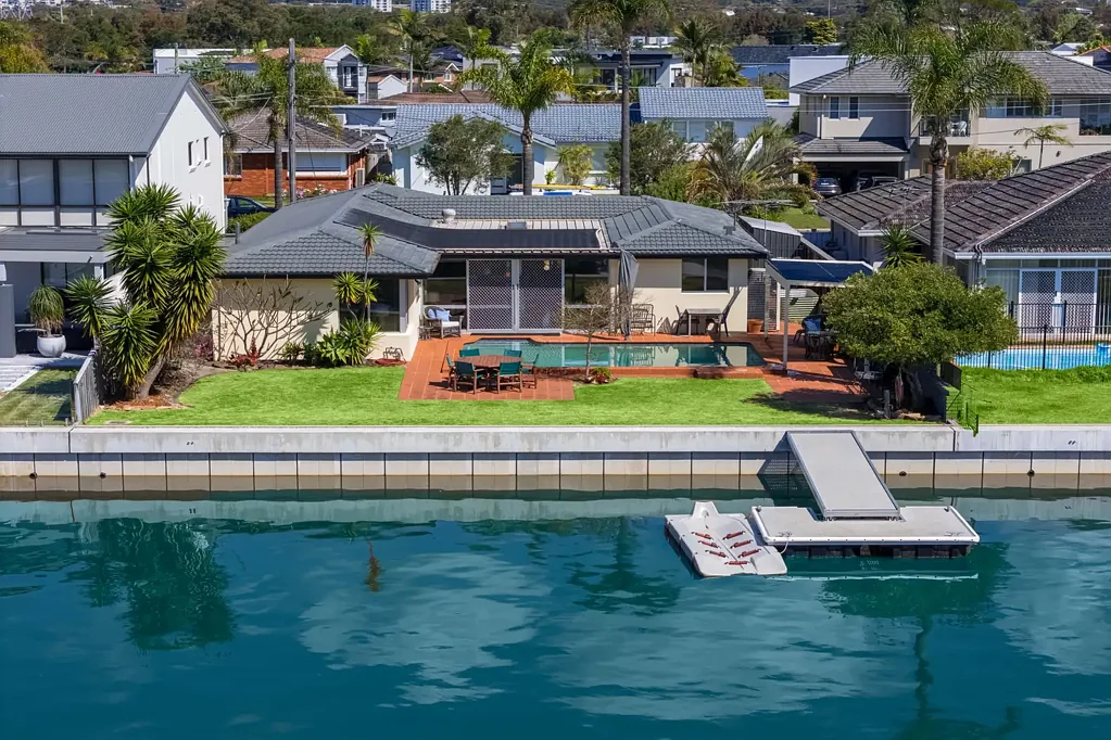 10 Roper Crescent, Sylvania Waters, NSW 2224