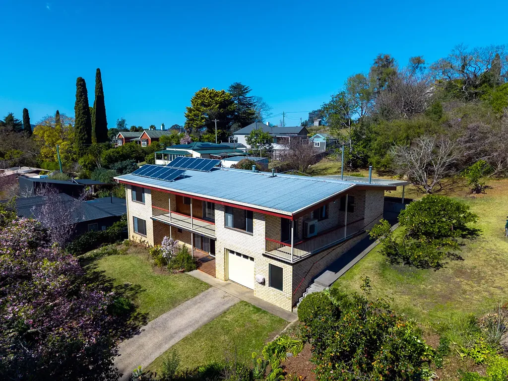 Bega 4 Bedroom A Classic Family Home in One of Bega�s Best Locations
