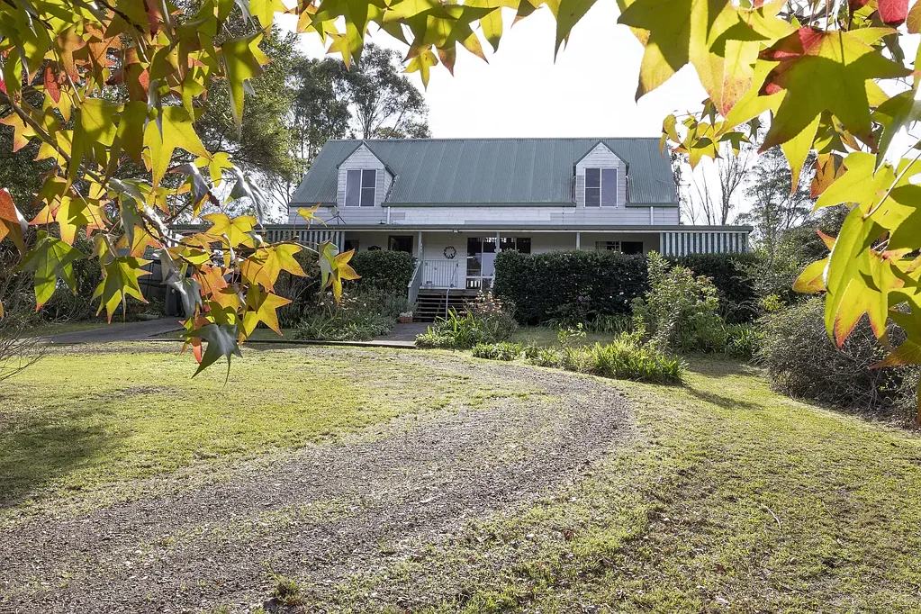 Krambach 3બેડરૂમ Country Charm with Established Gardens