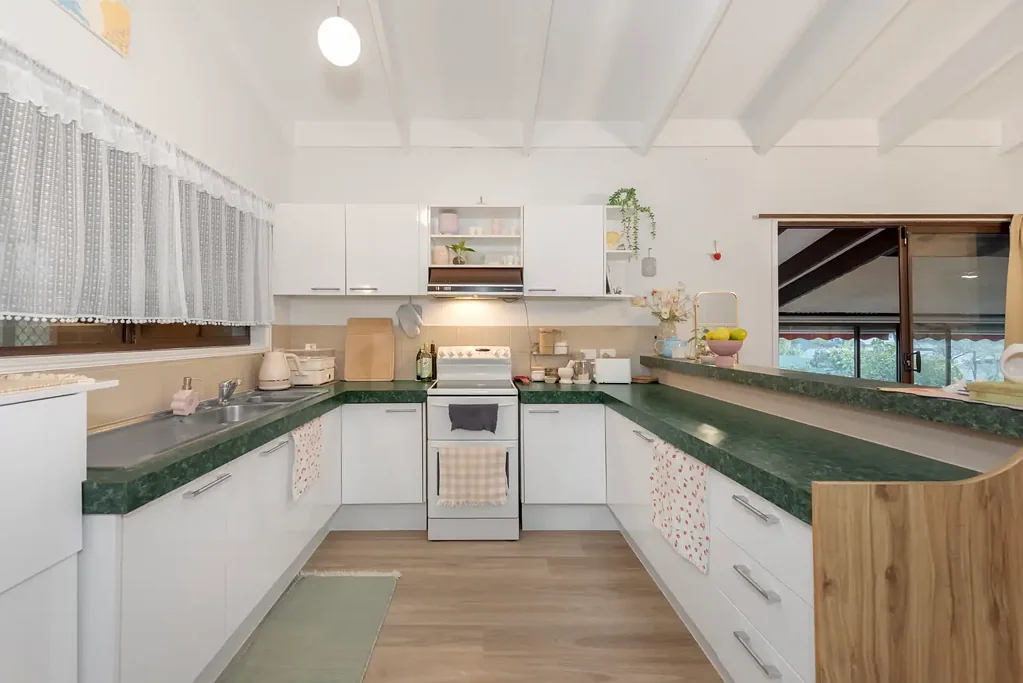 2 Eclipse Court, Mudgeeraba, QLD 4213