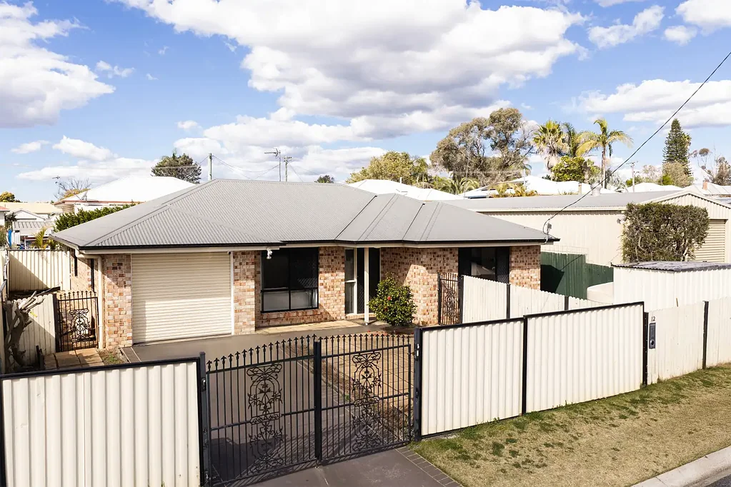 Newtown 3Habitaciones High Performing Rental - Great Entry Level Home