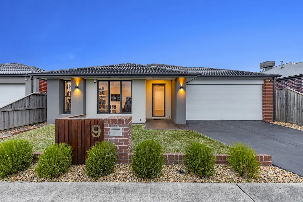 9 Eliza Terrace, Officer, VIC 3809