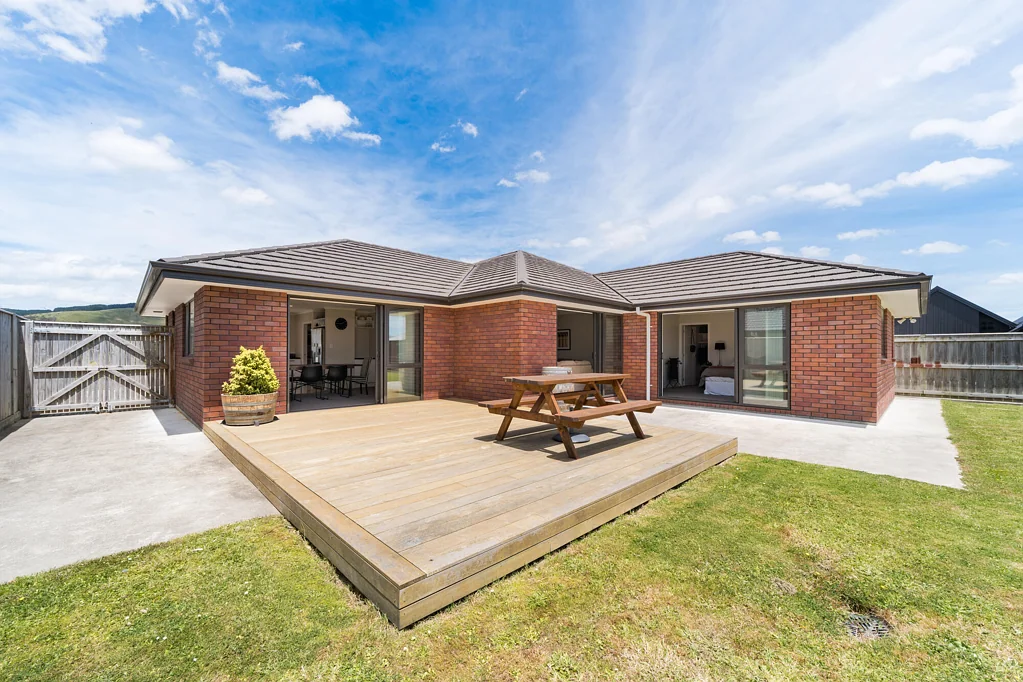 11 Atlantic Drive, Fitzherbert, Palmerston North, Manawatu-Wanganui