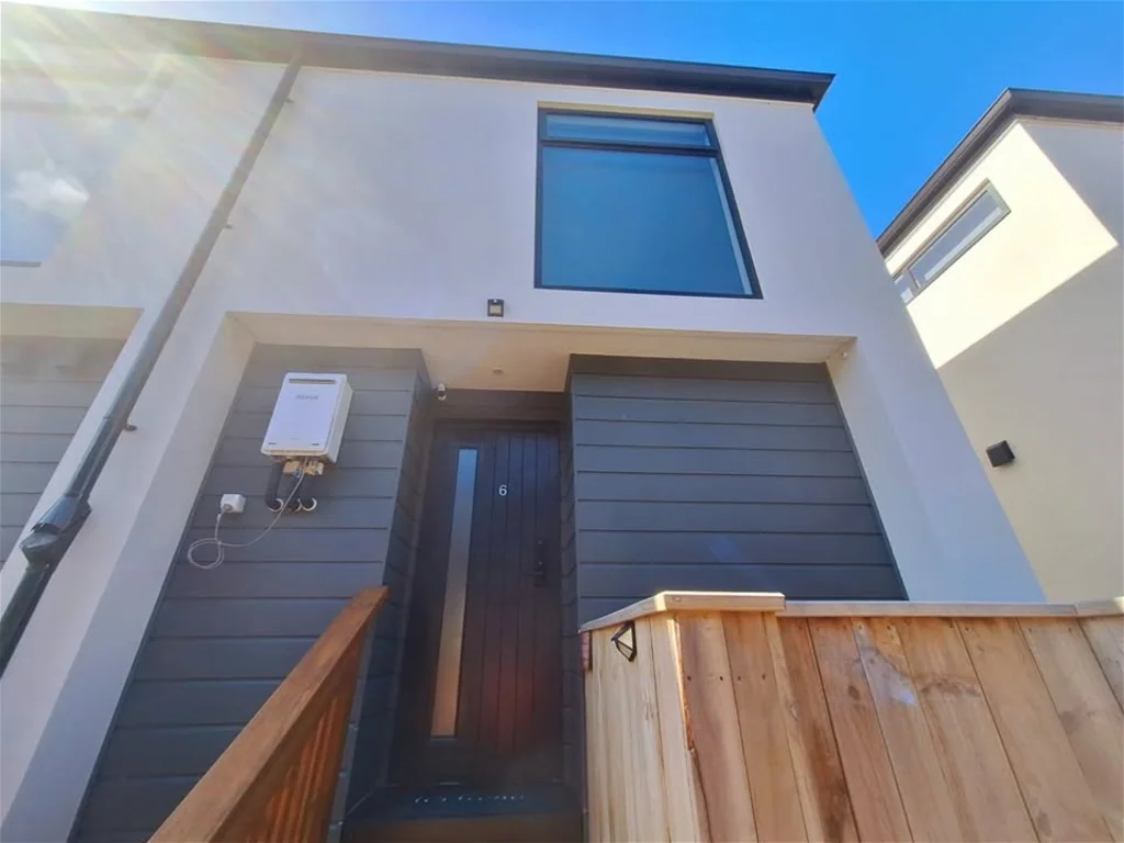 Wainuiomata 2房  Modern home in the heart of Wainuiomata!
