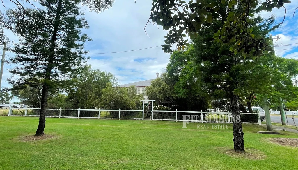 26 Eileen Street, Dalby, QLD 4405