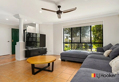 4 DELMO CT, URRAWEEN QLD 4655, 0 રૂમ, 0 બાથરૂમ, House