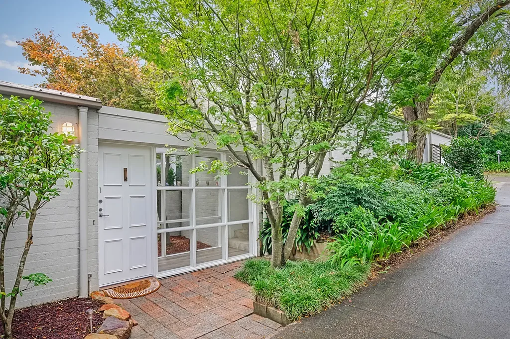 1/30 Hinemoa Avenue, Normanhurst, NSW 2076