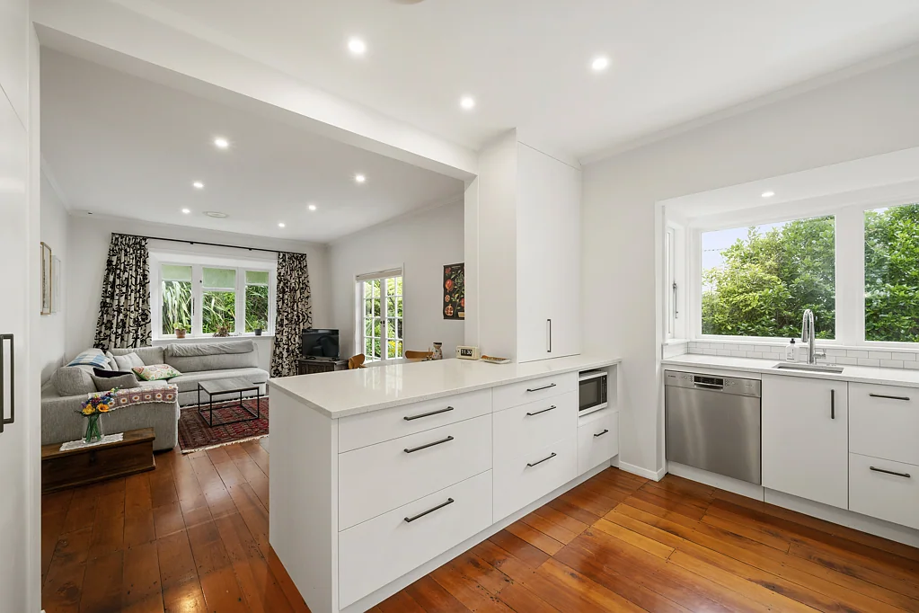 16 Albemarle Road, Northland, Wellington