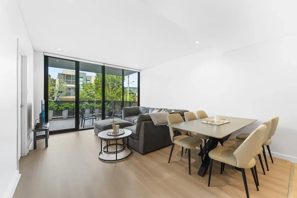 Mortlake 1ห้องนอน Effortless Living Enhanced by Private Courtyard Ambience