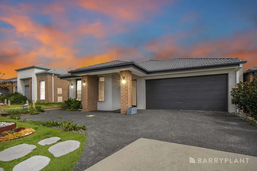 Clyde North 4Habitaciones Stylish & Spacious Family Living in a Sought-After Location!