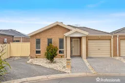 19 David Circuit, Hillside