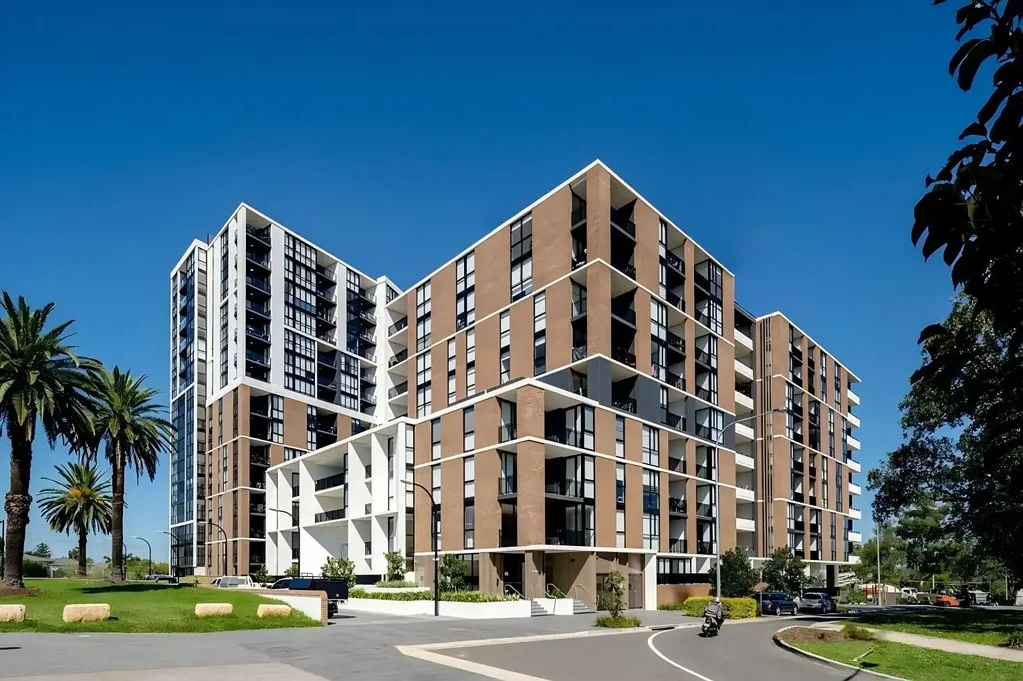 Modern 2-bedroom apartment + study in the Highline Westmead FOR LEASE