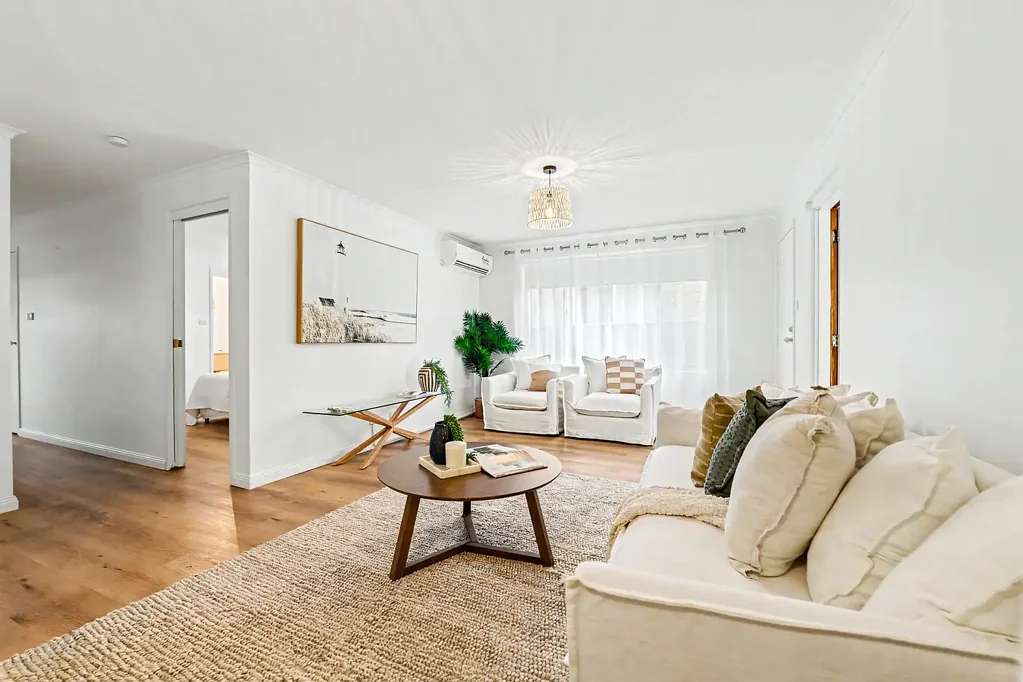 Wamberal 3房  Location at its best less than 200m from the Beach!
