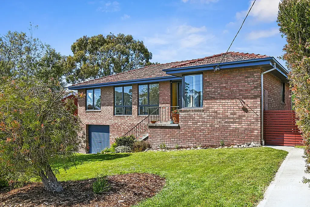 3 Aldinga Street, Blackmans Bay, TAS 7052