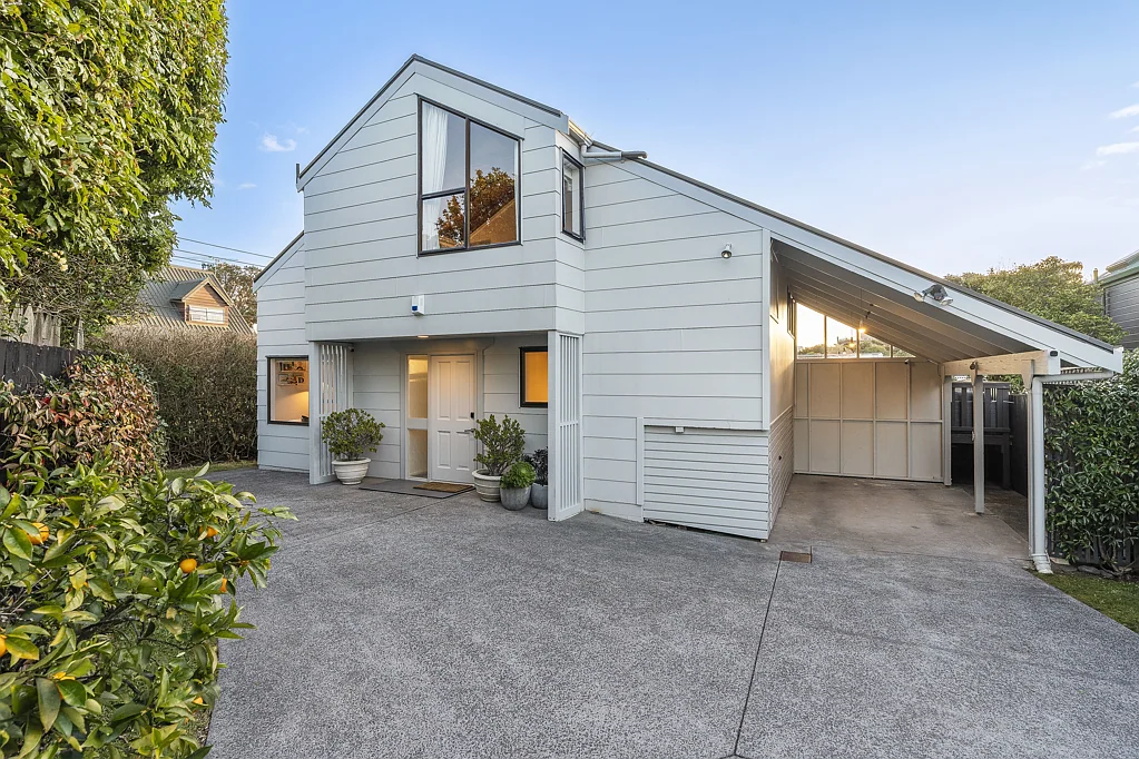 28a Gladstone Road, Northcote, North Shore City, Auckland
