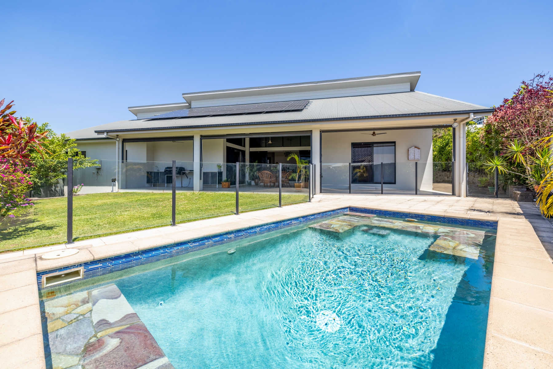 11 COORABIN AV, DOUGLAS QLD 4814, 0 rūma, 0 rūma horoi, House