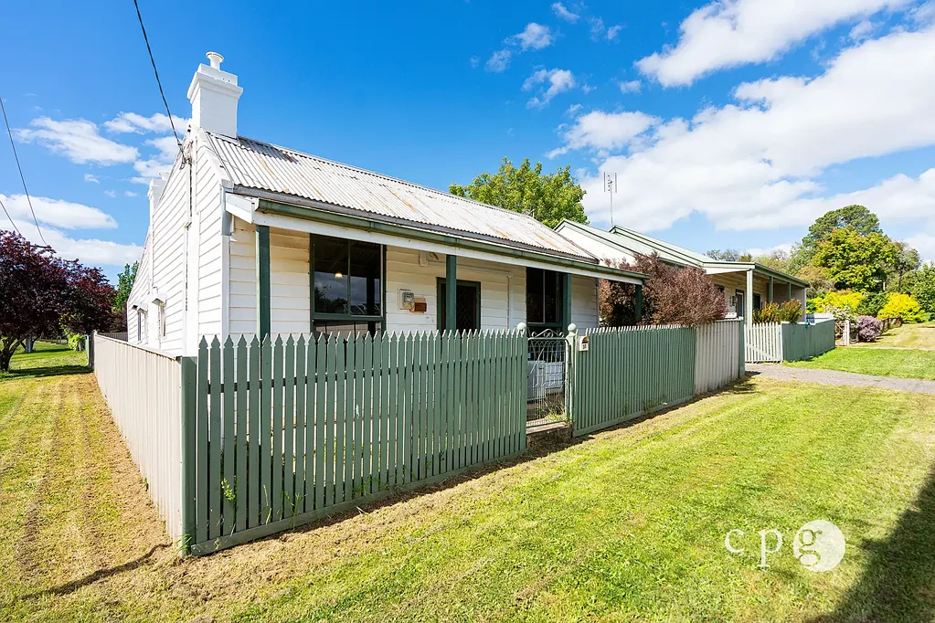 33 Mcgrath Street, Castlemaine, VIC 3450