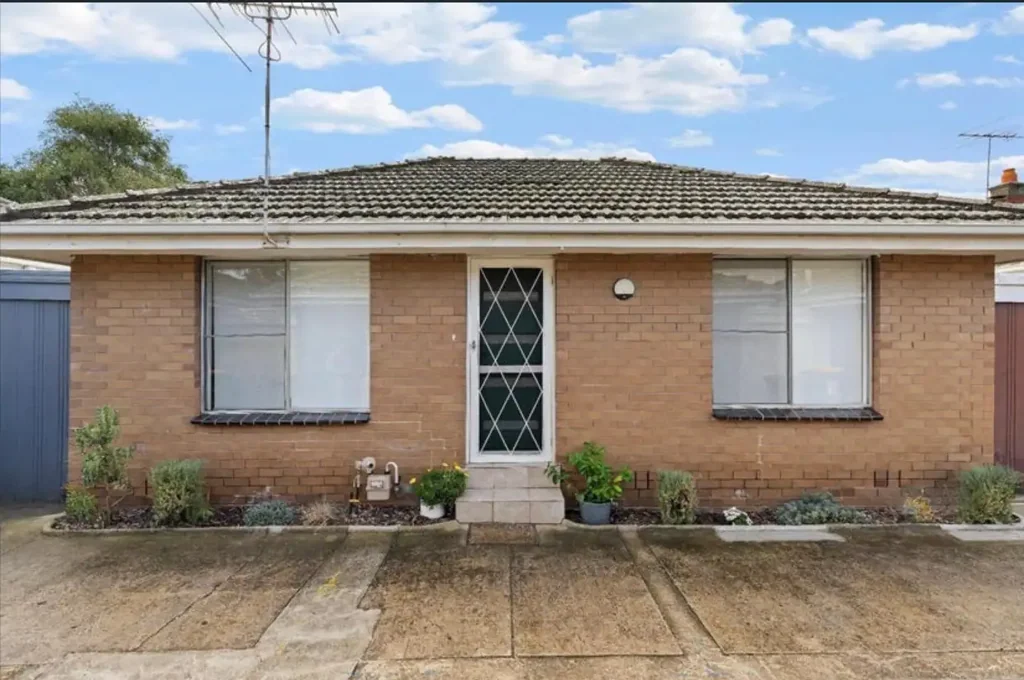 Stylish & Spacious Apartment in the Heart of Yarraville