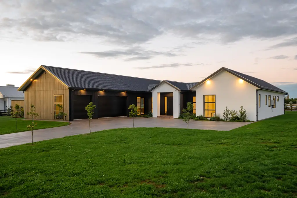 Te Kowhai Better Than Building - Luxury & Income Combined
